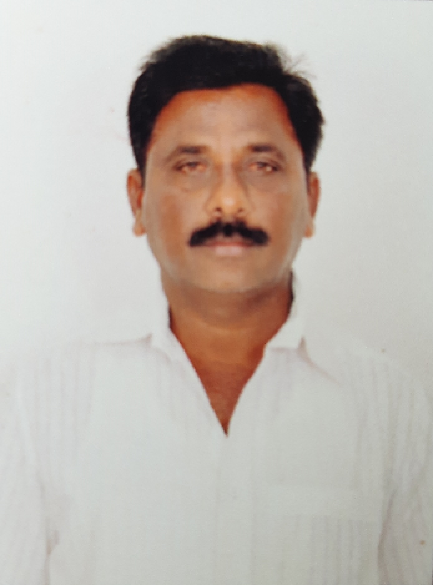 శ్రీ యెల్లా సురేష్ రెడ్డి